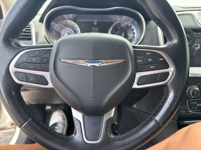 2019 Chrysler 300 Touring - 23051345 - 13