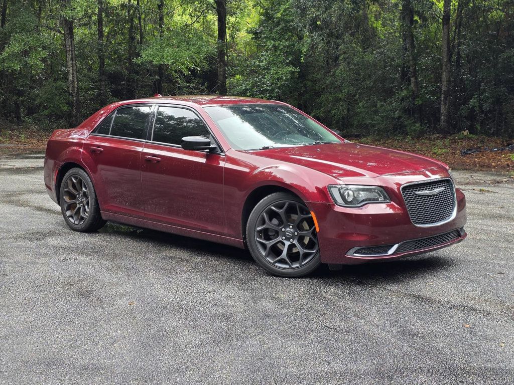 2019 Chrysler 300 Touring - 23014674 | Video 1