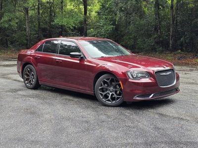 2019 Chrysler 300