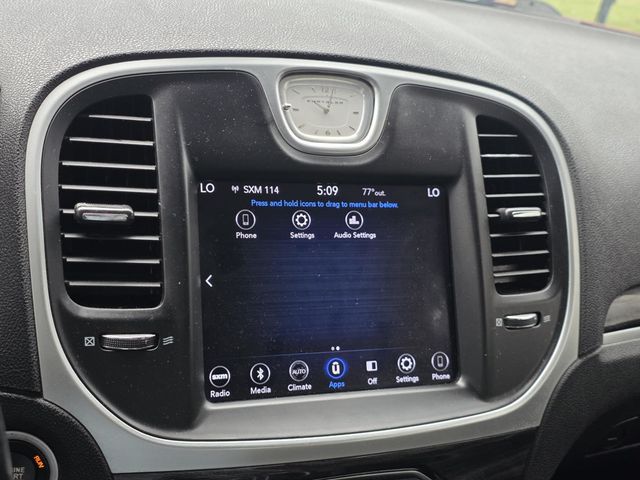 2019 Chrysler 300 Touring - 23014674 - 12