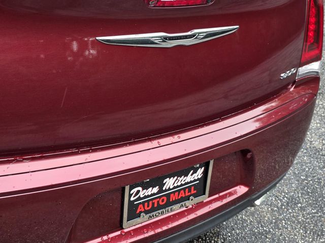 2019 Chrysler 300 Touring - 23014674 - 23