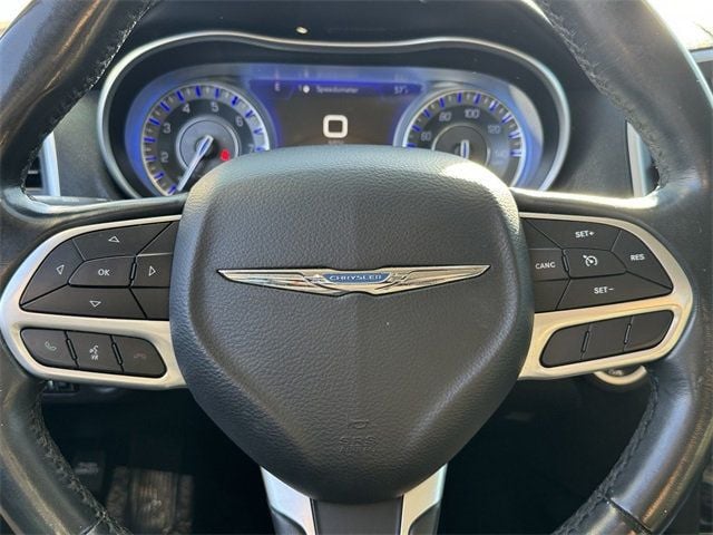 2019 Chrysler 300 Touring - 22643574 - 28