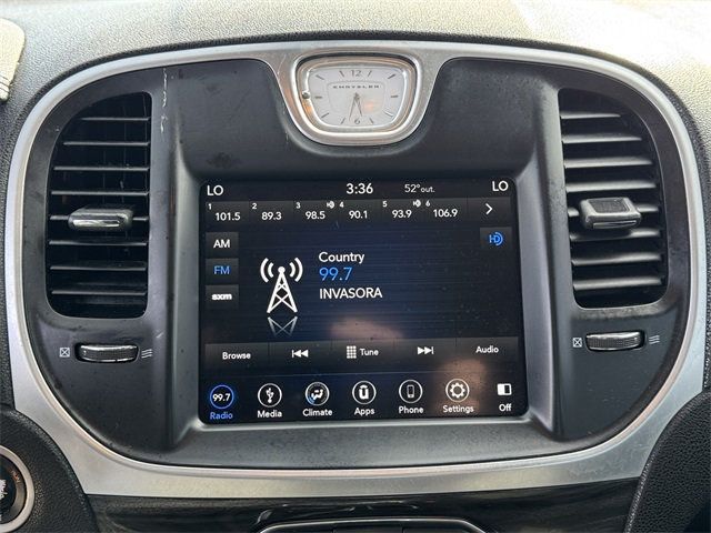 2019 Chrysler 300 Touring - 22786032 - 28