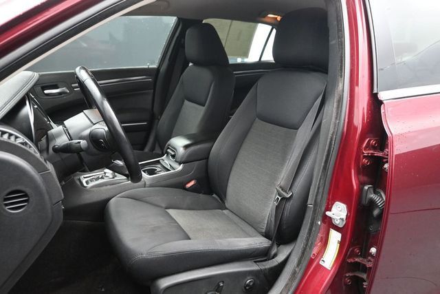 2019 Chrysler 300