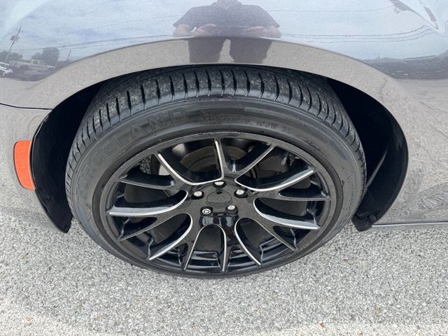 2019 Chrysler 300 Touring 4dr Sedan - 23034133 - 24