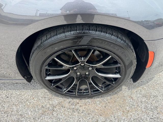 2019 Chrysler 300 Touring 4dr Sedan - 23034133 - 25
