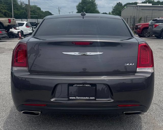 2019 Chrysler 300 Touring 4dr Sedan - 23034133 - 5