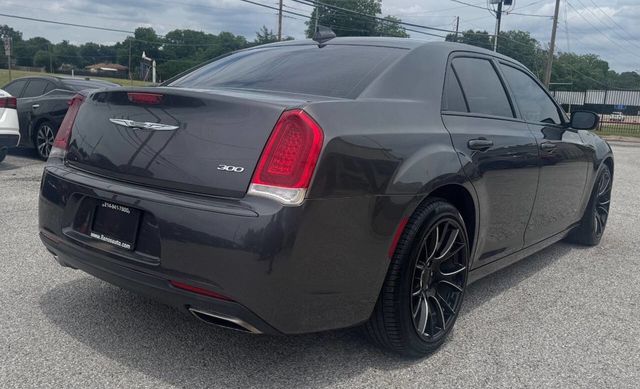 2019 Chrysler 300 Touring 4dr Sedan - 23034133 - 6