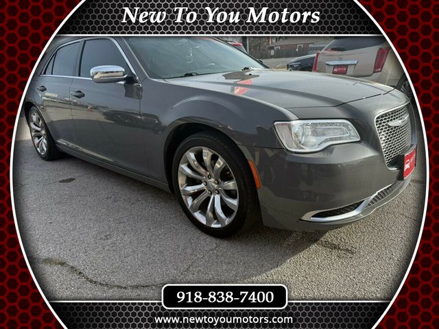 2019 Chrysler 300 Touring RWD - 22990469 - 0
