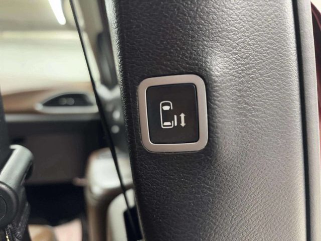 2019 Chrysler Pacifica Limited 4dr Mini Van - 22950316 - 30