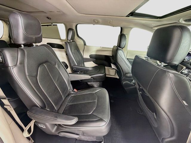 2019 Chrysler Pacifica Limited FWD - 23079579 - 28