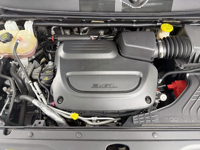 2019 Chrysler Pacifica Limited FWD - 23079579 - 31