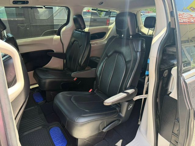 2019 Chrysler Pacifica LX FWD - 23038899 - 9