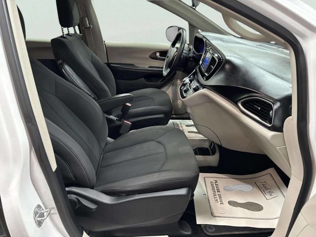 2019 Chrysler Pacifica LX FWD - 23055249 - 18