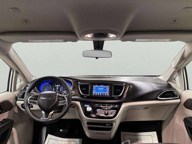 2019 Chrysler Pacifica LX FWD - 23055249 - 21