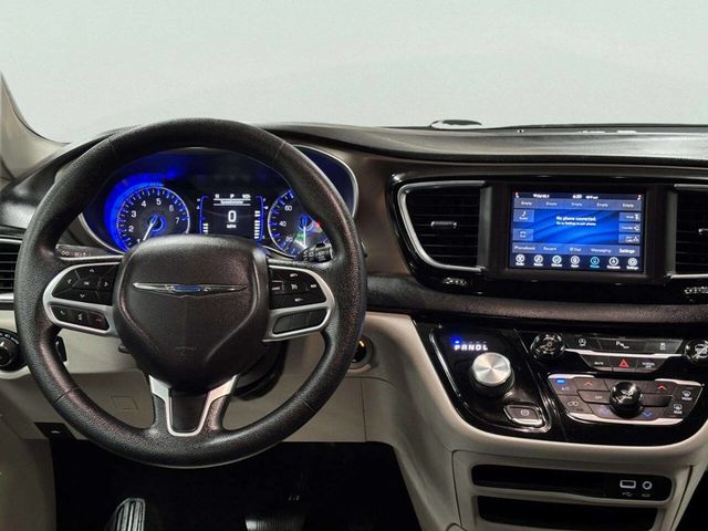 2019 Chrysler Pacifica LX FWD - 23055249 - 22