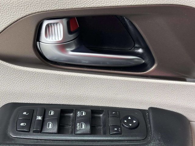 2019 Chrysler Pacifica LX FWD - 23055249 - 24
