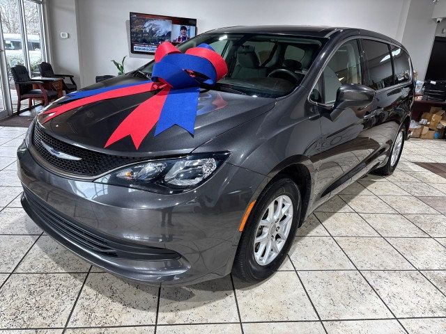 2019 Chrysler Pacifica Touring - 22734185 - 2