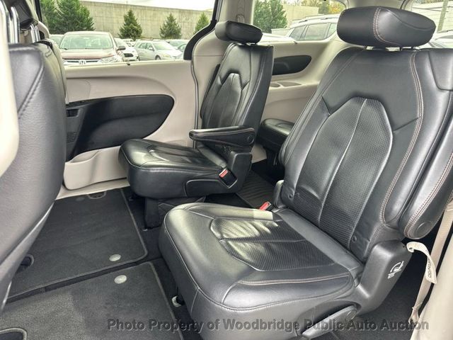 2019 Chrysler Pacifica Touring L - 22940868 - 9