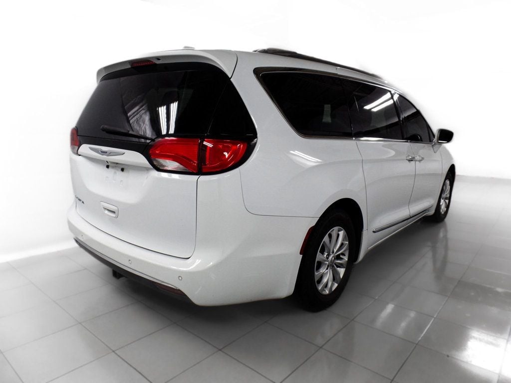 2019 Chrysler Pacifica TOURING L - 22583030 - 5