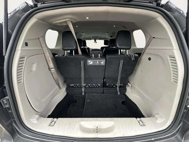 2019 Chrysler Pacifica Touring L 35th Anniversary FWD - 22968924 - 20