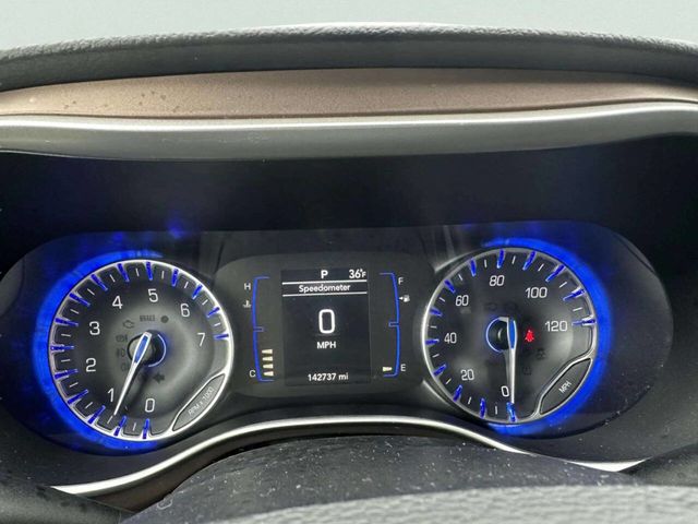 2019 Chrysler Pacifica Touring L 35th Anniversary FWD - 22968924 - 27