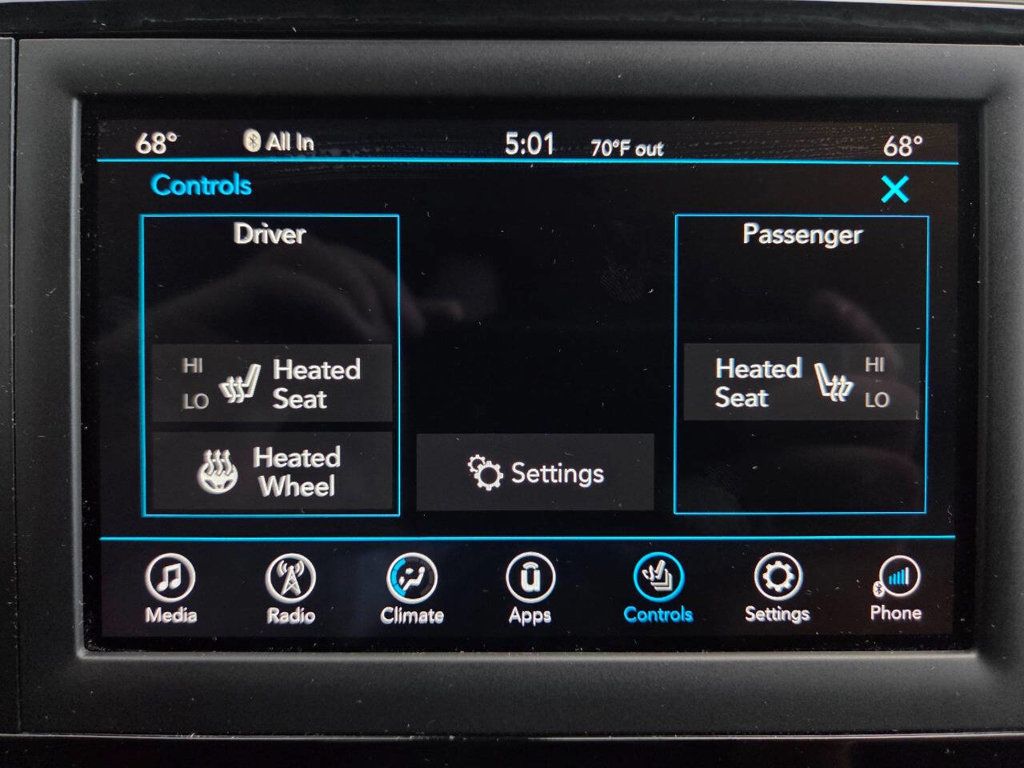 2019 Chrysler Pacifica Touring L photo 36