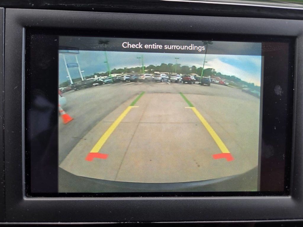 2019 Chrysler Pacifica Touring L photo 37