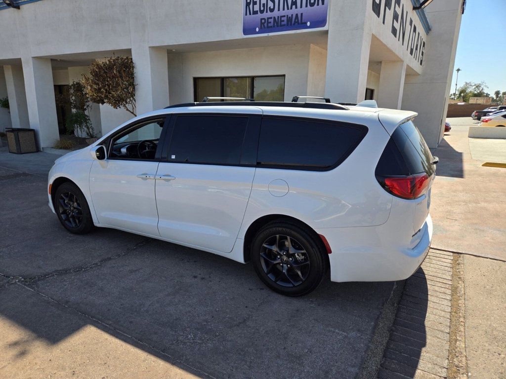 2019 Chrysler Pacifica Touring L FWD - 22615845 - 2