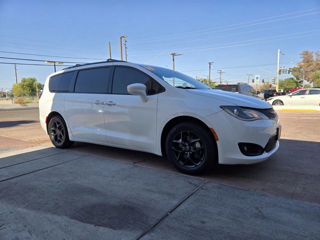 2019 Chrysler Pacifica Touring L FWD - 22615845 - 3