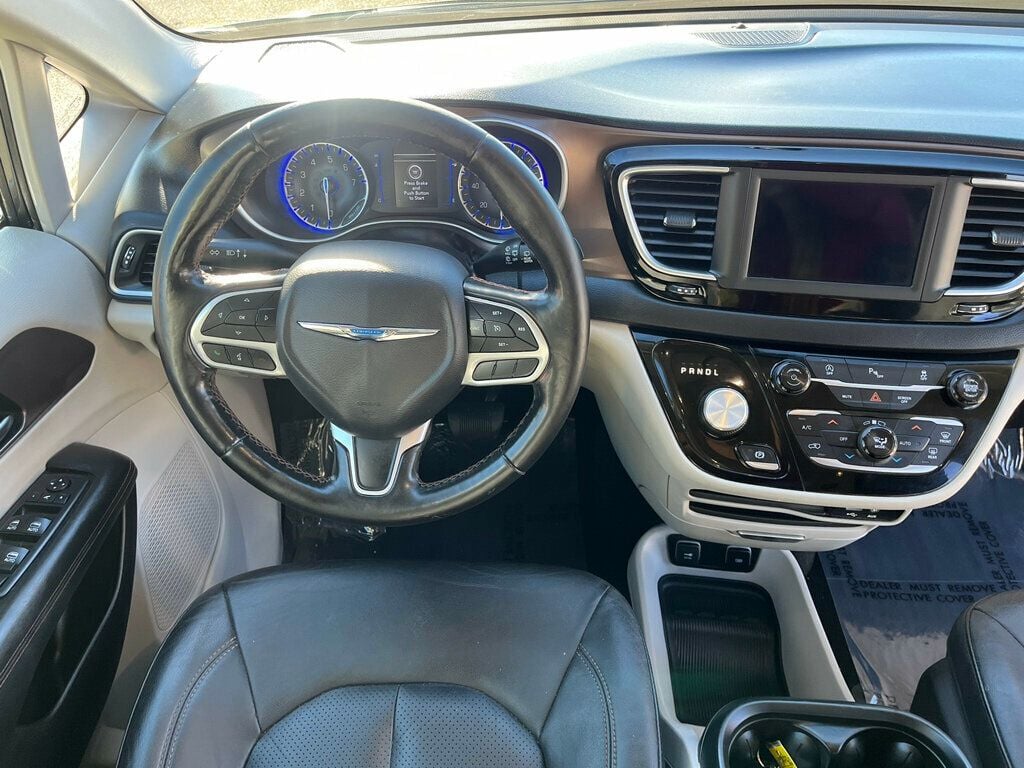 2019 Chrysler Pacifica Touring L FWD - 22667850 - 15