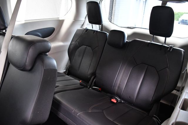2019 Chrysler Pacifica Touring L FWD - 23011533 - 10