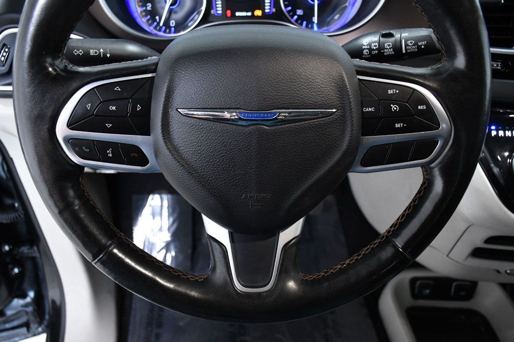 2019 Chrysler Pacifica Touring L FWD - 23011533 - 19