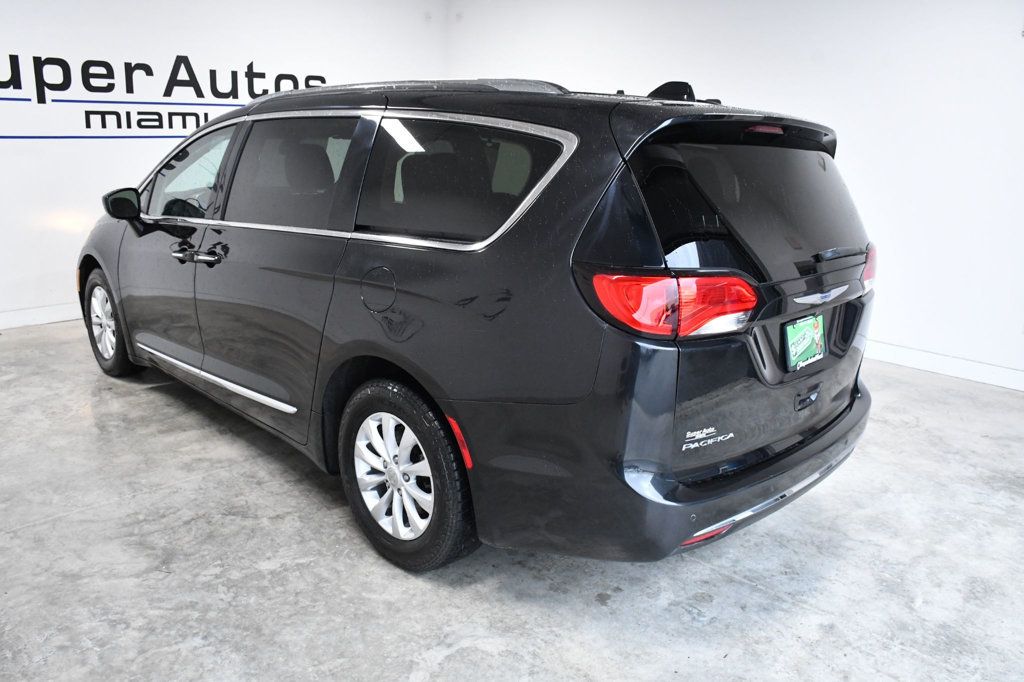 2019 Chrysler Pacifica Touring L FWD - 23011533 - 5