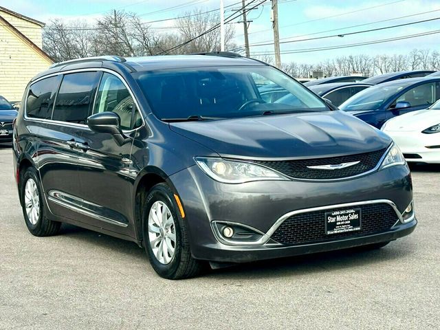 2019 Chrysler Pacifica Touring L FWD - 22353887 - 13