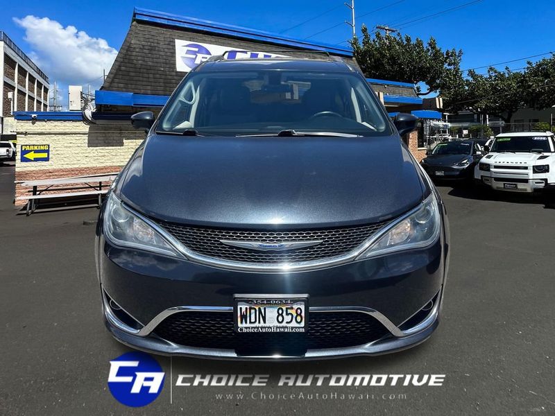 2019 Chrysler Pacifica Touring L Plus - 23050746 - 10
