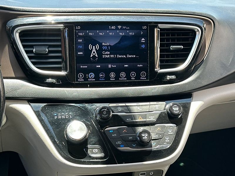 2019 Chrysler Pacifica Touring L Plus - 23050746 - 15