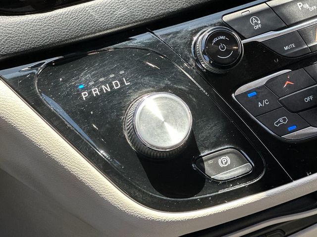 2019 Chrysler Pacifica Touring L Plus - 23050746 - 18