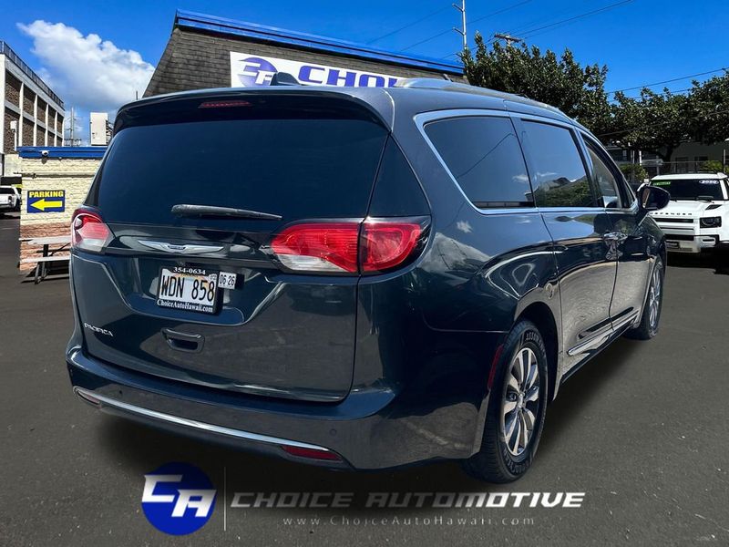 2019 Chrysler Pacifica Touring L Plus - 23050746 - 7