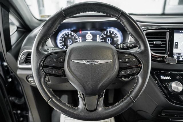 2019 Chrysler Pacifica Touring L Plus - 22384470 - 34