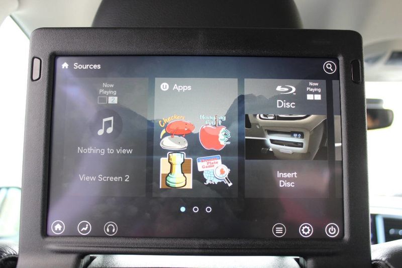 2019 Chrysler Pacifica Touring L Plus 4dr Mini Van - 22915520 - 26