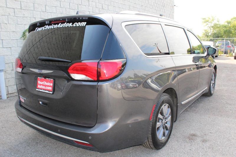 2019 Chrysler Pacifica Touring L Plus 4dr Mini Van - 22915520 - 4