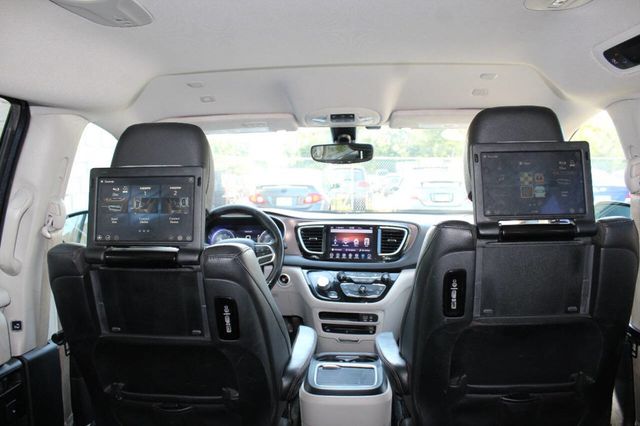 2019 Chrysler Pacifica Touring L Plus 4dr Mini Van - 22916535 - 23