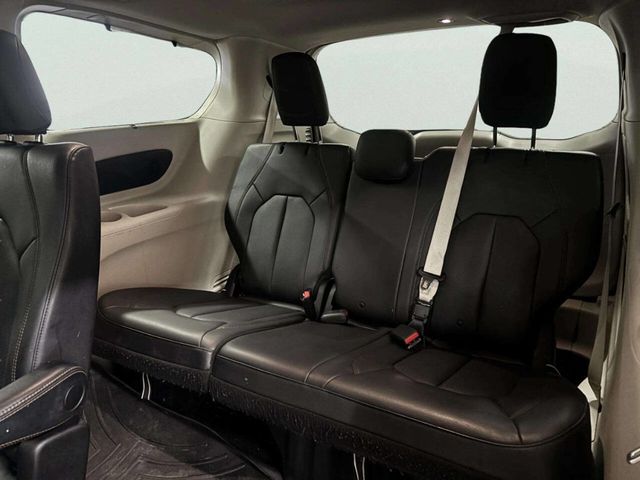2019 Chrysler Pacifica Touring L Plus 4dr Mini Van - 23012860 - 16