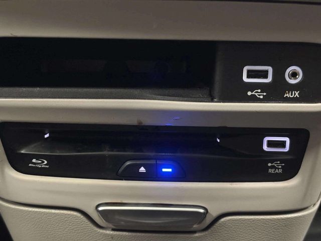 2019 Chrysler Pacifica Touring L Plus 4dr Mini Van - 23012860 - 29