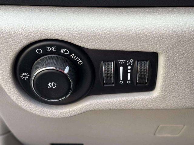 2019 Chrysler Pacifica Touring L Plus 4dr Mini Van - 23042994 - 30