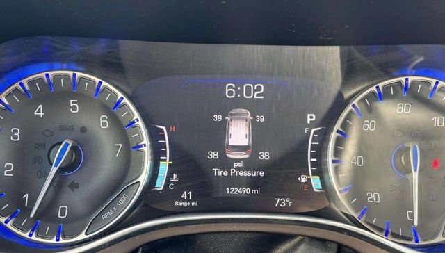2019 Chrysler Pacifica Touring L Plus 4dr Mini Van - 23042994 - 35