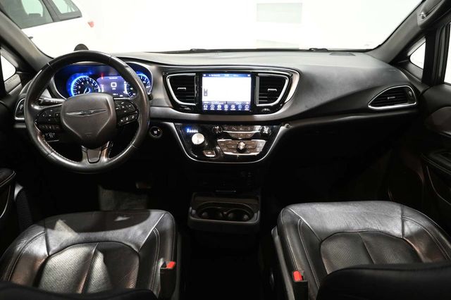 2019 Chrysler Pacifica Touring L Plus Handicap Mobility Van - 23065625 - 21