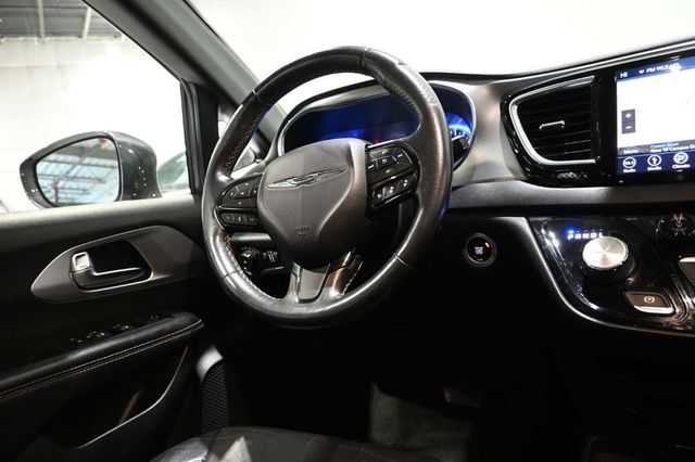 2019 Chrysler Pacifica Touring L Plus Handicap Mobility Van - 23065625 - 23