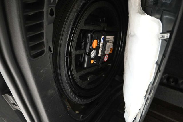 2019 Chrysler Pacifica Touring L Plus Handicap Mobility Van - 23065625 - 25